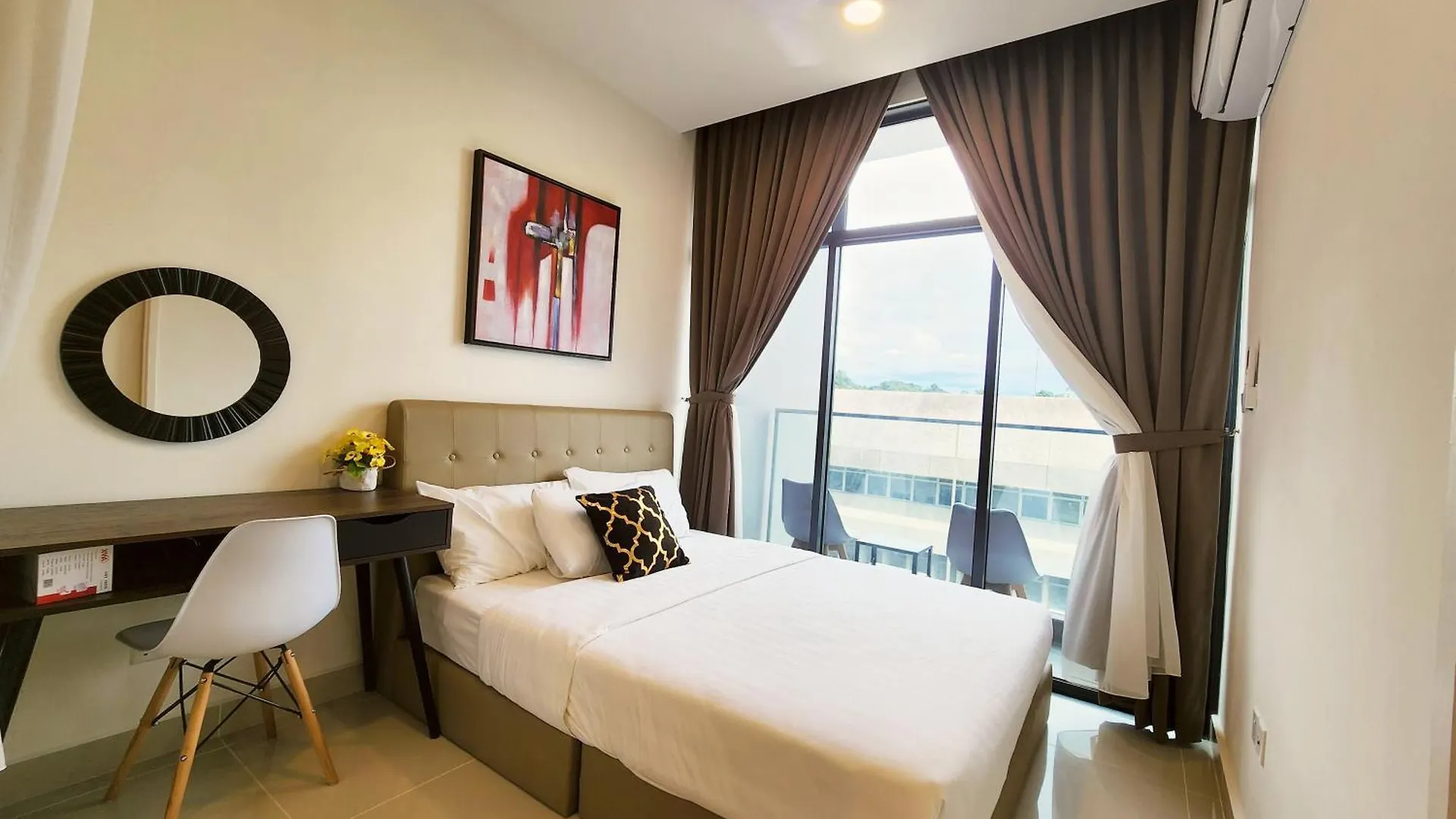 The Shore Kota Kinabalu City Centre By Lw Suites Apartment