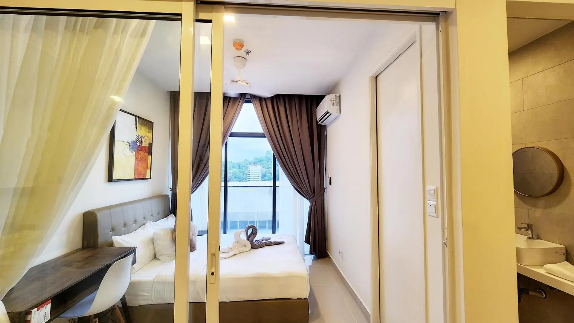 The Shore Kota Kinabalu City Centre By Lw Suites 0*,  Malaysia