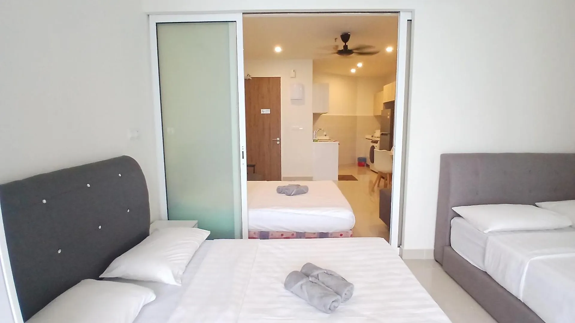 The Shore Kota Kinabalu City Centre By Lw Suites Apartament
