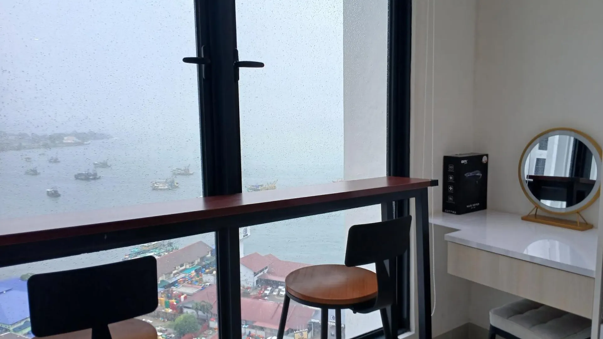 Apartament The Shore Kota Kinabalu City Centre By Lw Suites Malezja