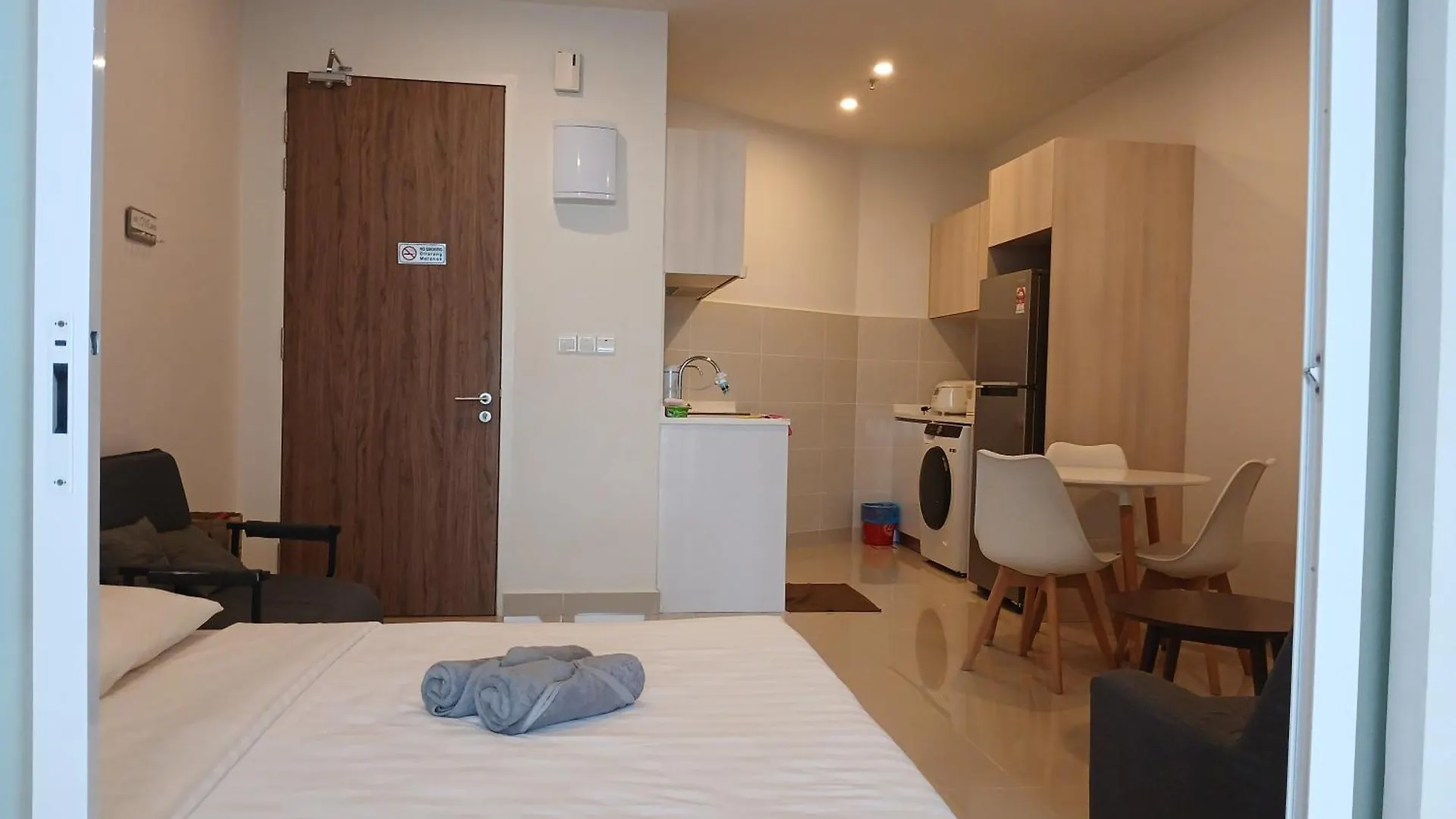 The Shore Kota Kinabalu City Centre By Lw Suites 0*,  Malaysia