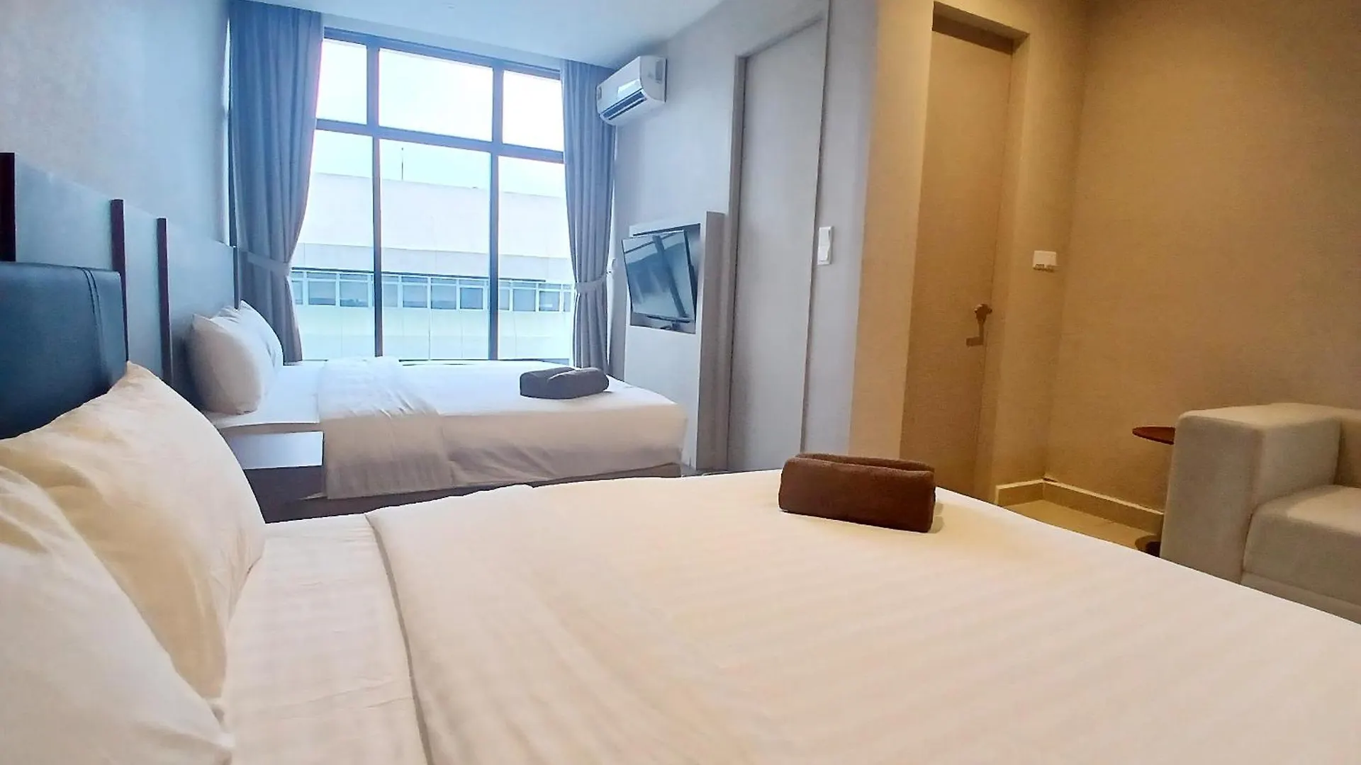The Shore Kota Kinabalu City Centre By Lw Suites Apartment