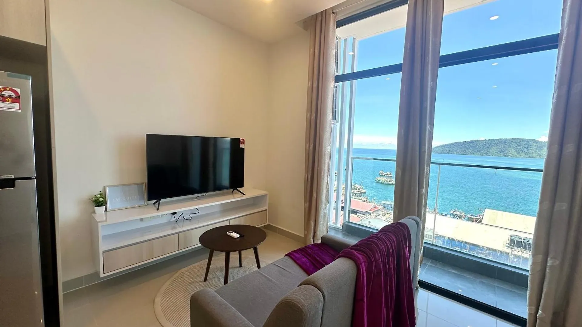 The Shore Kota Kinabalu City Centre By Lw Suites Malaysia
